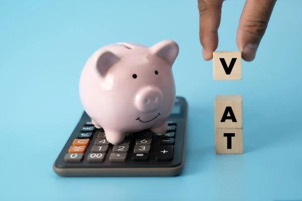 Accounting Wise - Tax Rates and Allowances - Who Pays VAT