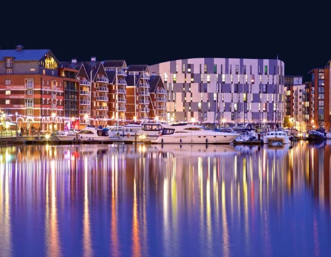 Accounting Wise - Accountants in Ipswich Hero image